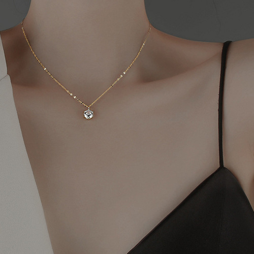 Japanese and Korean simple jewelry fashion single diamond pendant necklace women's clavicle chain  new ins simple temperament