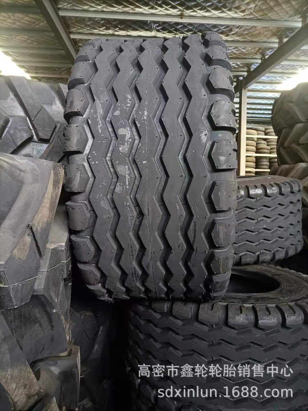 长期供应500/50-17  15.0/55-17 400/60-15.5水曲花纹打捆机轮胎