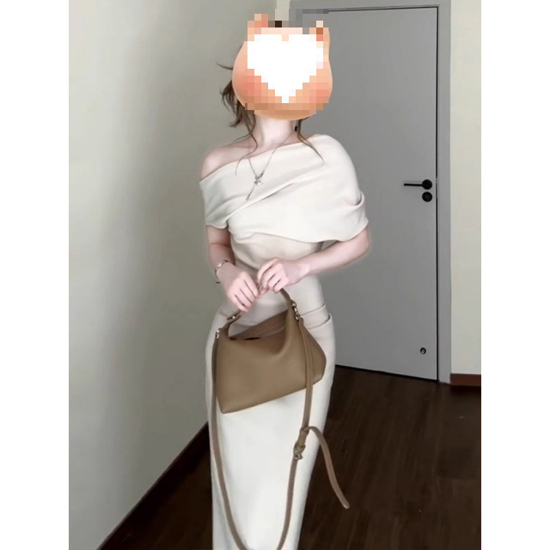 法式一字肩新款韩系穿搭斜肩荡领连衣裙子女夏季气质修身包臀长裙|undefined