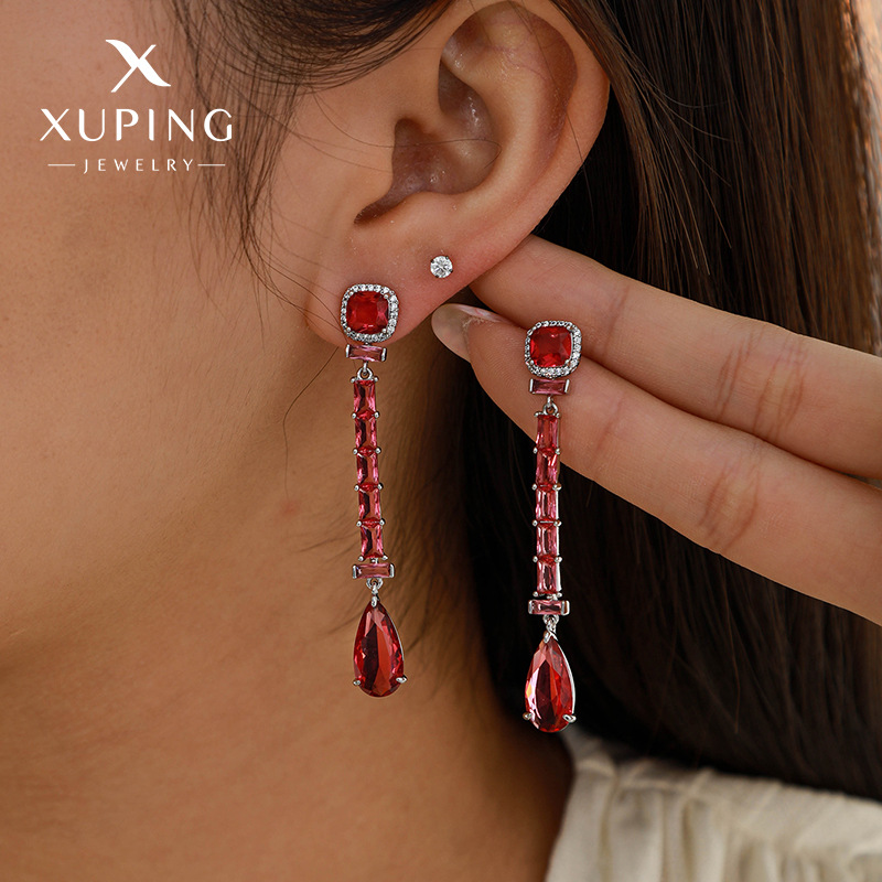 Xuping serie de nuevos aretes rojos geométricos de gota de agua pendientes de orejas pernos de orejas para mujeres pendientes de piedras de micro-cristalino para mujeres