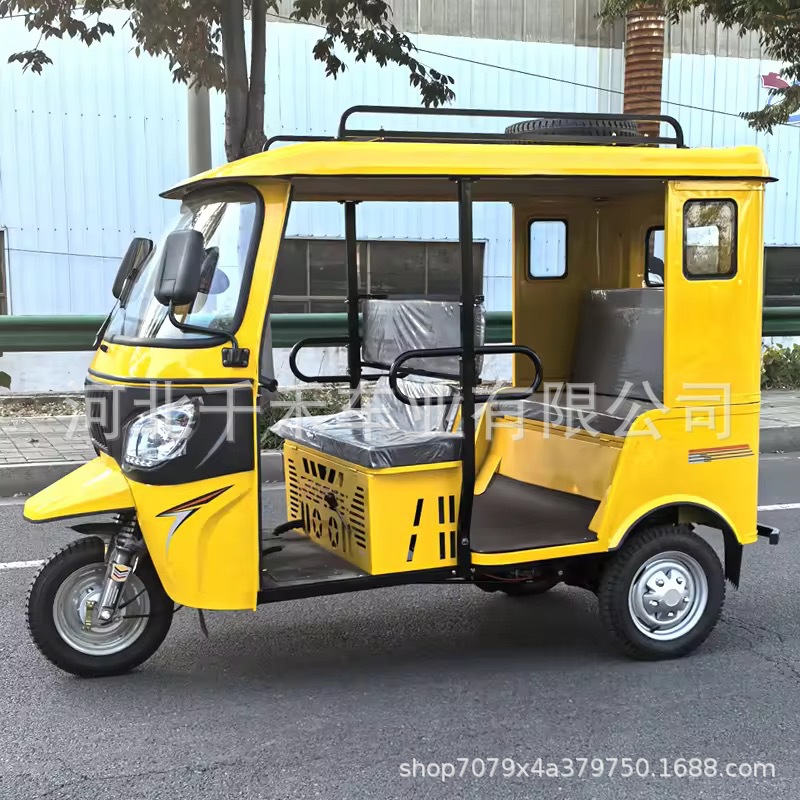 Tuk-tuk de combustible, tuk-tuk, tuk-tuk, motocicleta de tres ruedas, pasajero, bajaj, TUKTUK, doble fila en el extranjero, triple fila