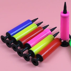 气球;场地布置道具;蜡烛