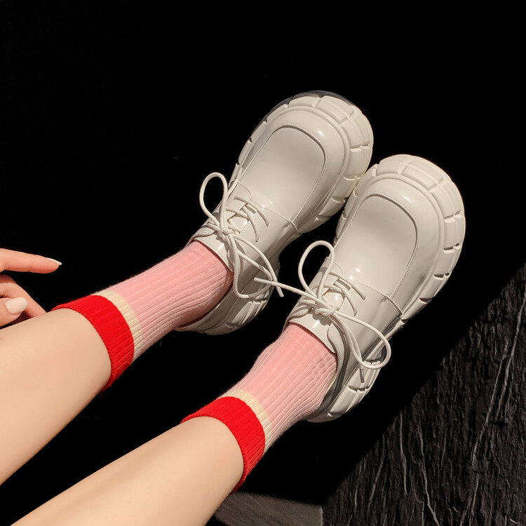 Giày lười nữ da bò phối dây buộc chéo đế xuồng platform phong cách Anh quốc — Màu Đen Hạt mở viền, Màu đen da bò mờ, Màu trắng chi tiết 145