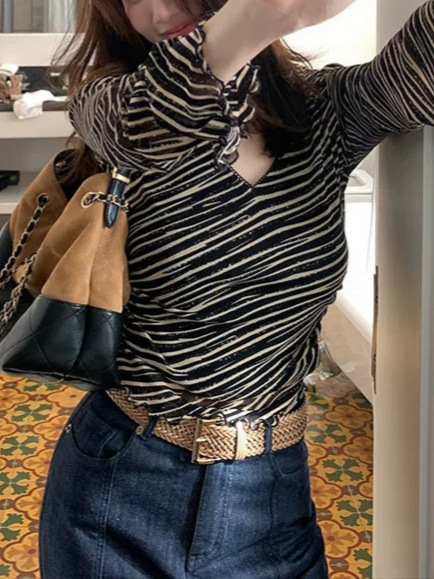 网纱微透长袖修身斑马条纹V领T恤女秋季新款复古设计感打底衫上衣|undefined