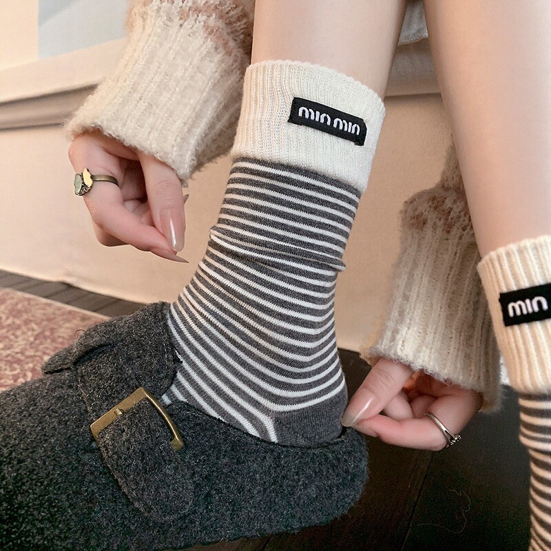 秋冬韩系条纹中筒袜女加厚保暖撞色无骨堆堆袜min系布标百搭长袜