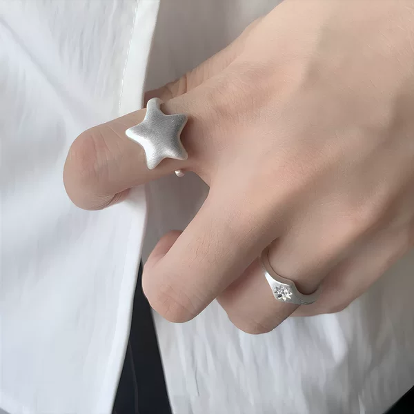 Sweet and Cool Matte Star Ring for Women, Simple, Fashionable, Unique, Creative Open Ring, Niche Design, Trendy Index Finger Ring
