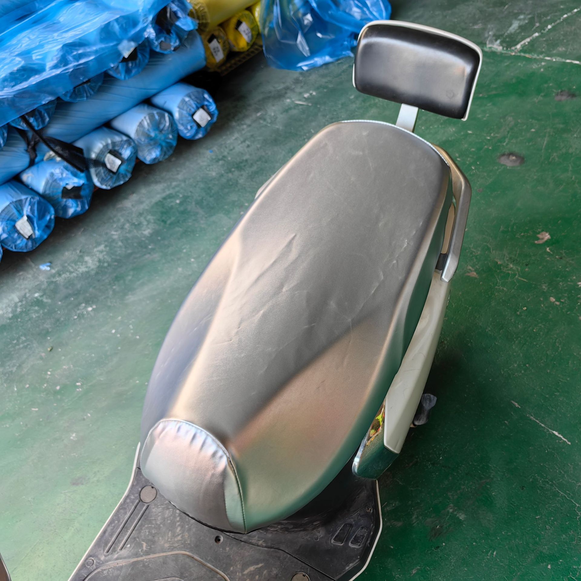Moshuntong Electric Car Motorcycle Sunscreen Waterproof Cushion Cover Jieyang Health Insurance Plastic Products Factory Cushion Cover Sample