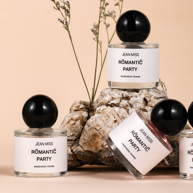 No Man's Land Rose Perfume for Women 50ml Long-Lasting Cedar Genuine Wholesale Minimum Order Quantity Certification Hot Words