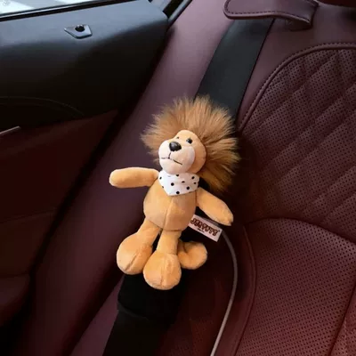 Seat belt shoulder pad and Judy Car Seatbelt - plush-shoulder-pads-black-lionwhite-and-black-dot-saliva-towel