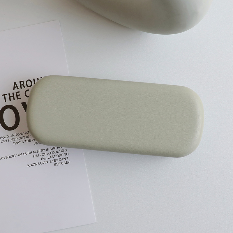 日系ins純色高級感メガネケース女性軽量携帯ストレス学生シンプル近視目収納ケース