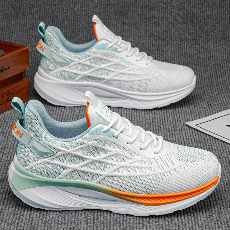 Zapatos de hombre de tejido de vuelo 2026 nuevos zapatos de deporte casuales de malla transpirables de verano para correr y aumentar la altura de los zapatos de papá blanco