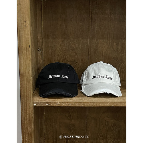 Niche trendy brand distressed hole baseball cap for women, Korean style street couple, versatile embroidered letter peaked cap, small face