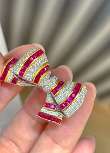 Platinum High-End Jewelry Luxury Pt900 Platinum Diamond Luxury Brooch Jewelry Douyin Wholesale Dropshipping