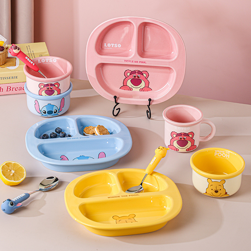 Disney Pooh Stitch Ceramic Baby Ensalada linda para niños Té de la tarde Disco reductor de grasa Disco de tres comparticiones