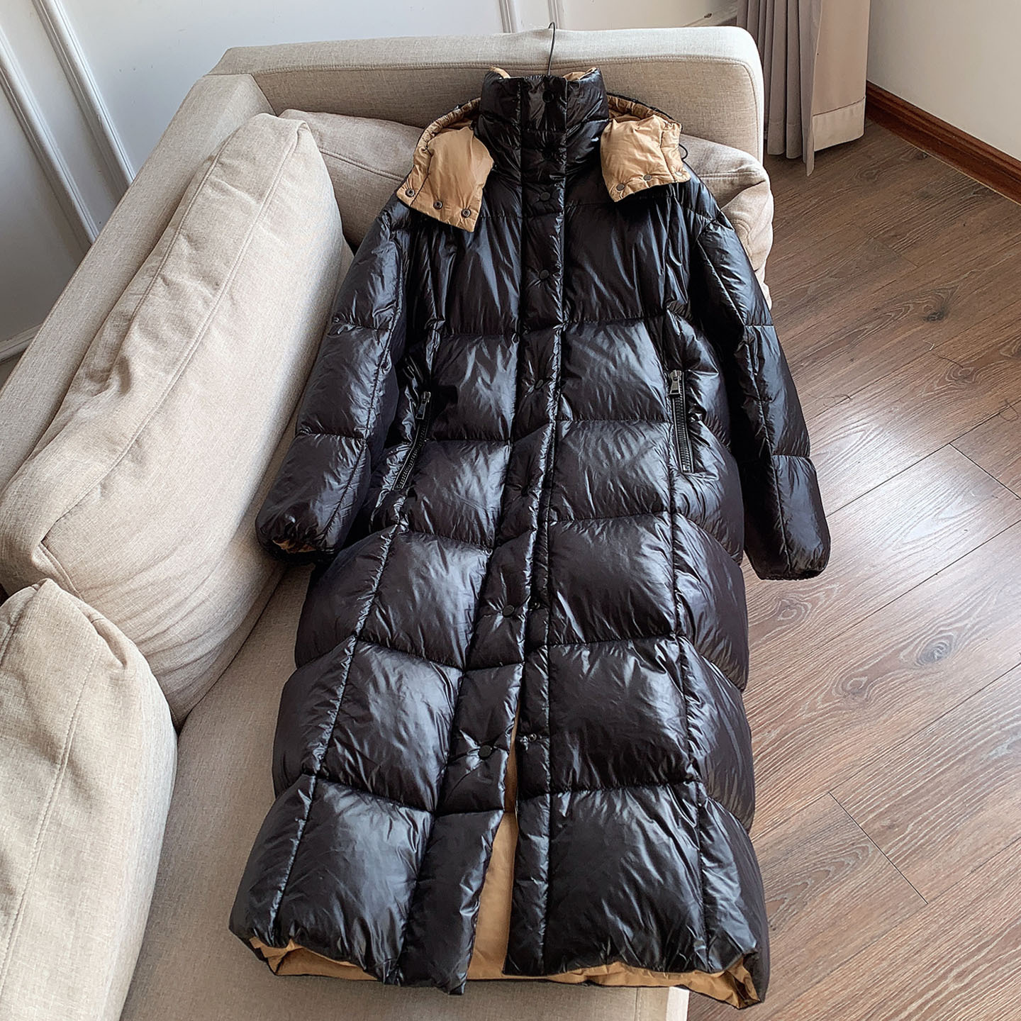 2025 Filled White Goose Thickened Hooded Commuting Warm Long Goose down Jacket Women's down Jacket Wholesale B2Dy9682