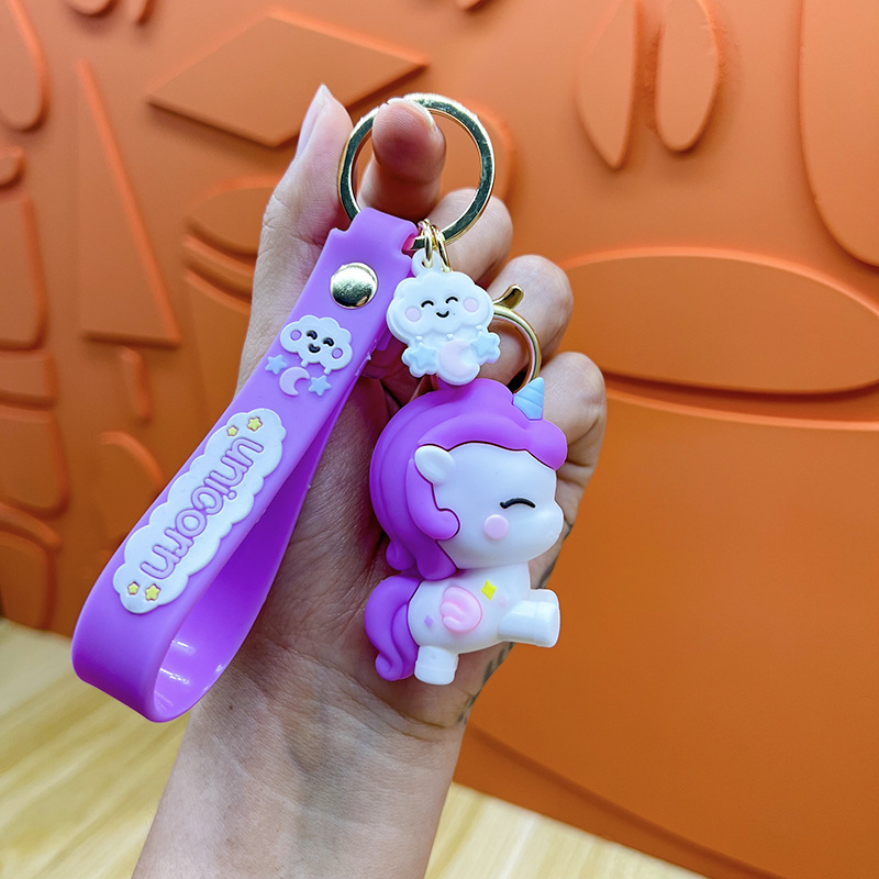 Unicornio encantador y exquisito llavero de coche muñeca joyería pequeña llave colgante bolsos creativos colgante llavero