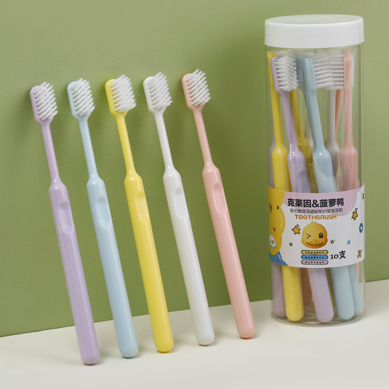 Cepillo de dientes de pelo suave, cepillo de dientes de pelo suave de pelo nanométrico, cepillo de dientes desechable para mujeres y hombres.