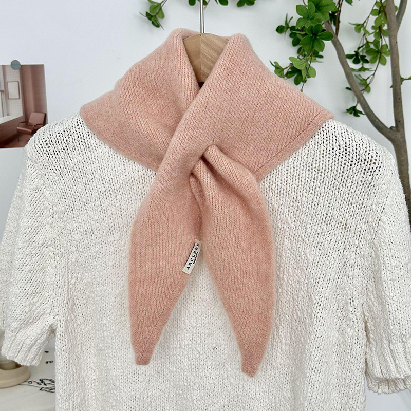 Bufandas de invierno femeninas de alta calidad estilo coreano de estilo universal protector de cuello bufandas de punto triangulares sólidas bufandas