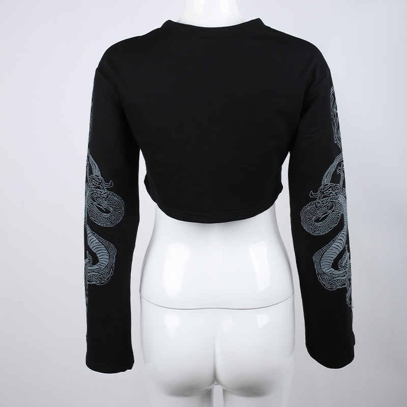 Felpa corta corta con stampa drago nera e scollo rotondo estivo ins2022 per donna_voghion.com