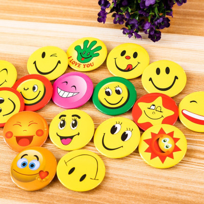 보라색 대형 배지 - 혼합 색상