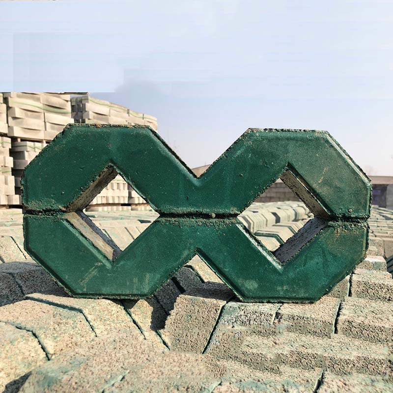 四川宜宾八字砖人行道停车场拼接紧密稳固不松动经久耐用本地直发