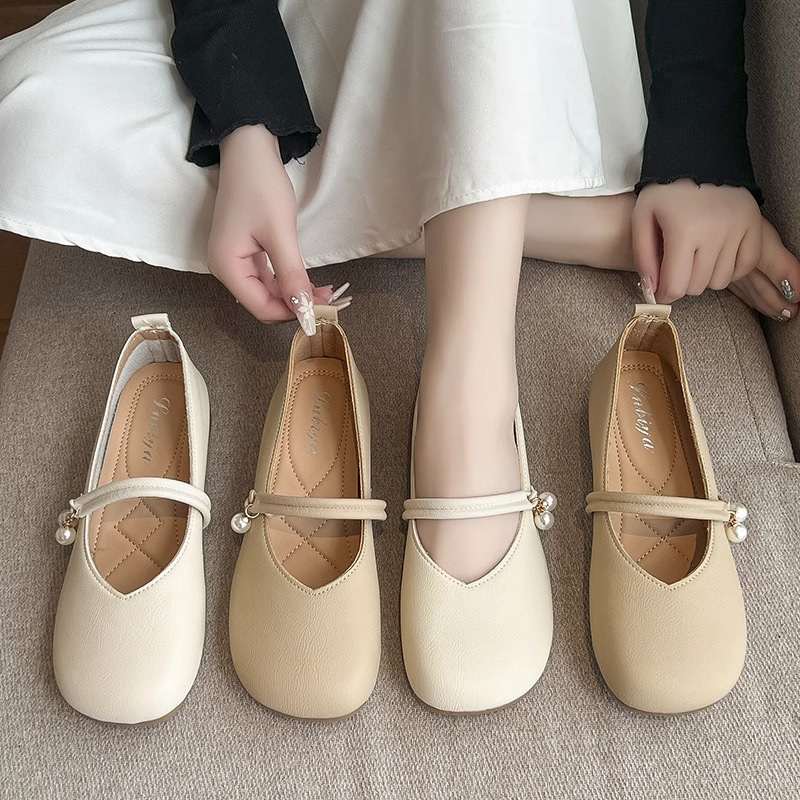 Zapatos de sola sola plana para mujeres 2024 nuevos zapatos de verano zapatos de abuela con falda de perlas de suela suave zapatos de embarazo Mary Pearl