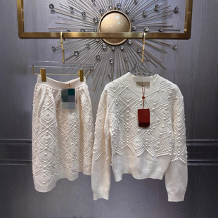 2026�紺�¿�픰����X�L����ϵ�а�ɫ�׺��Ứ��q�켏ë�°�ȹ