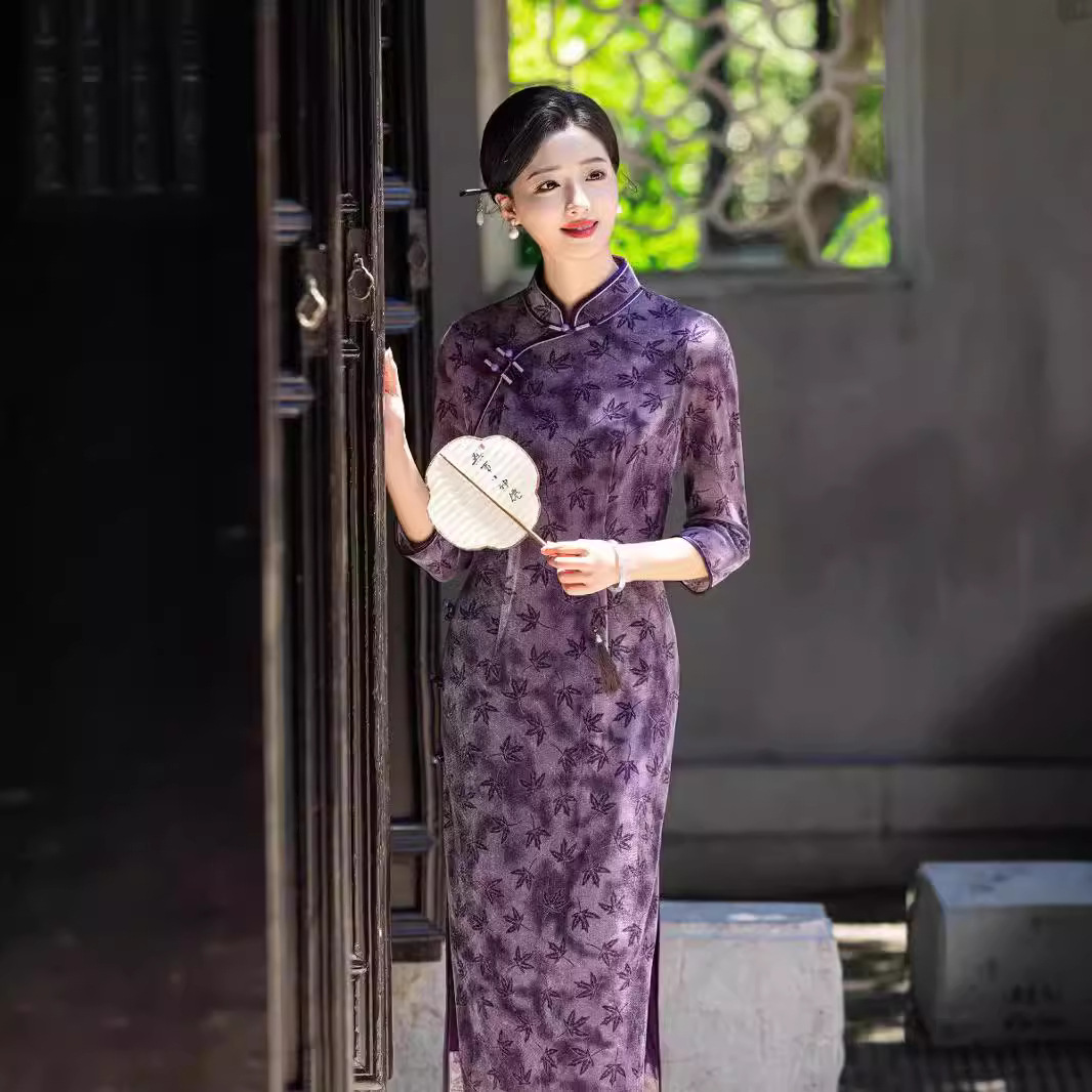 Autumn cheongsam