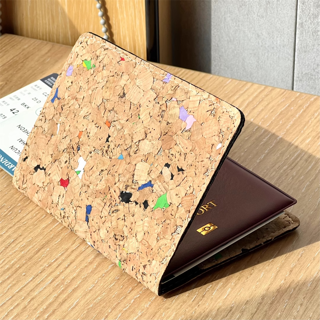 香港petite天然软木纹红酒塞材质护照夹卡包新款钱包出国机票收纳