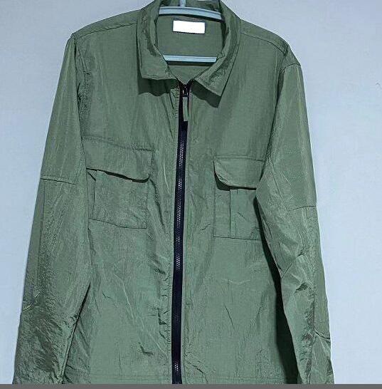 24 Nueva primavera y otoño chaqueta hombres y mujeres casual versátil campus estilo metal nylon chaqueta impermeable