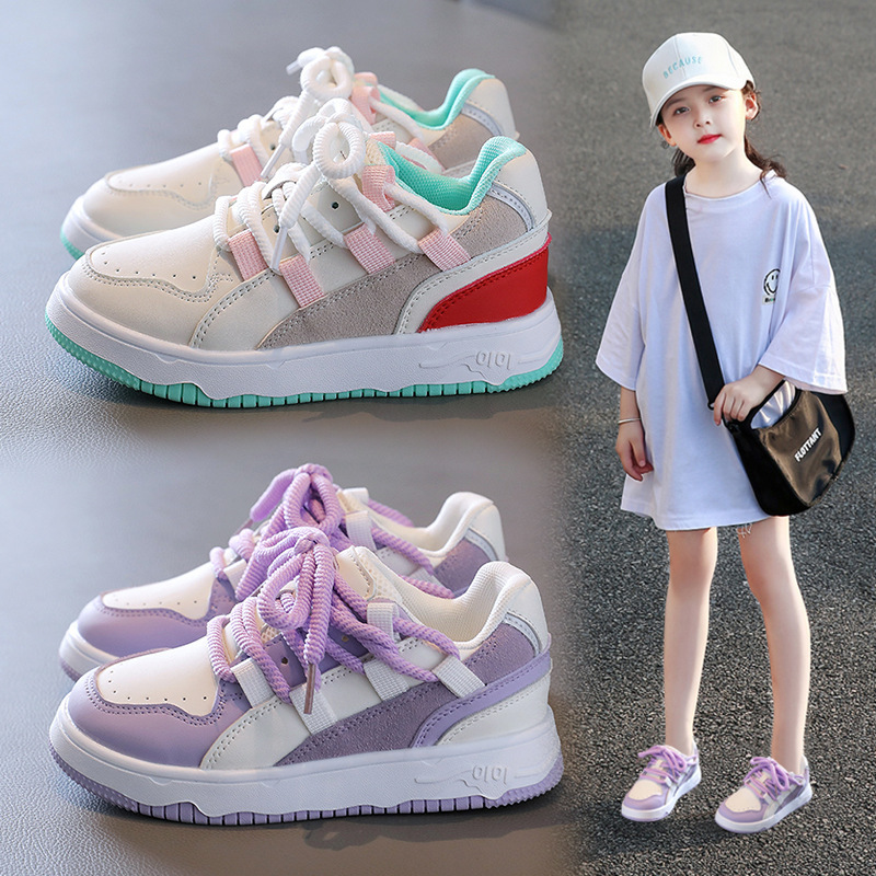 Children's sneakers
