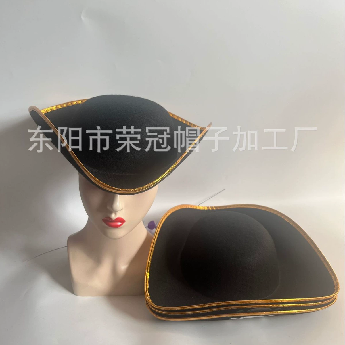 Хэллоуин сценическое представление Карибская пиратская шляпа Капитан Морган Красная пиратская шляпа черный золотой край треугольная шляпа