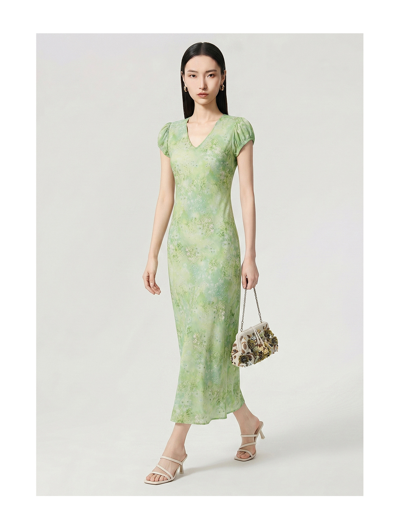 Đầm suông midi họa tiết hoa Monet khoét lưng — màu hồng chi tiết 12