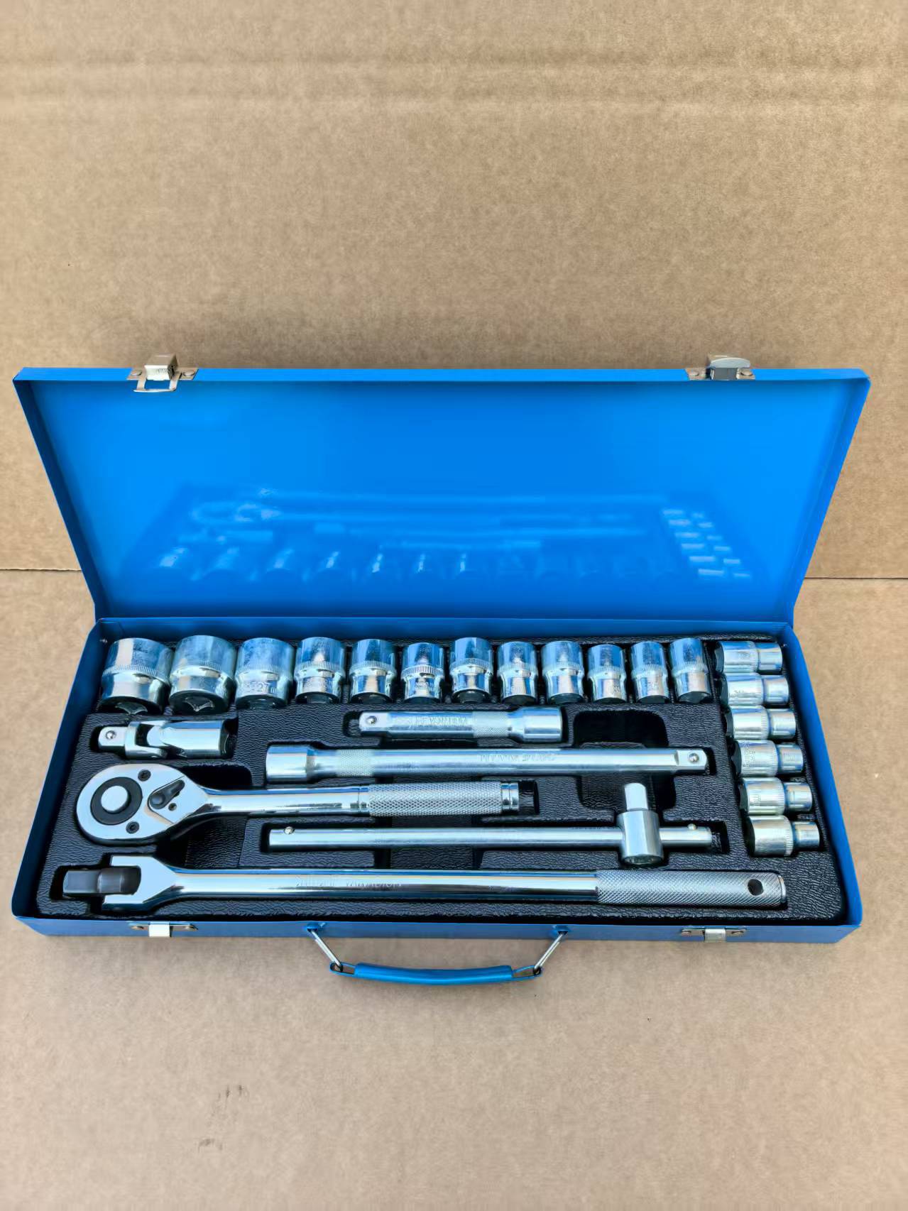 24 piezas de conjunto de espejo F-pole galvanizado sin calor caja de hierro