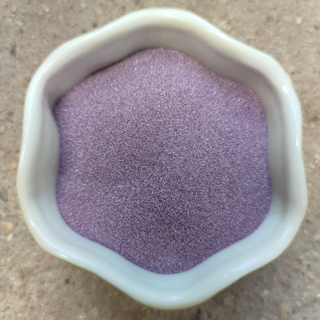 35 grammes en bouteille de rose violet