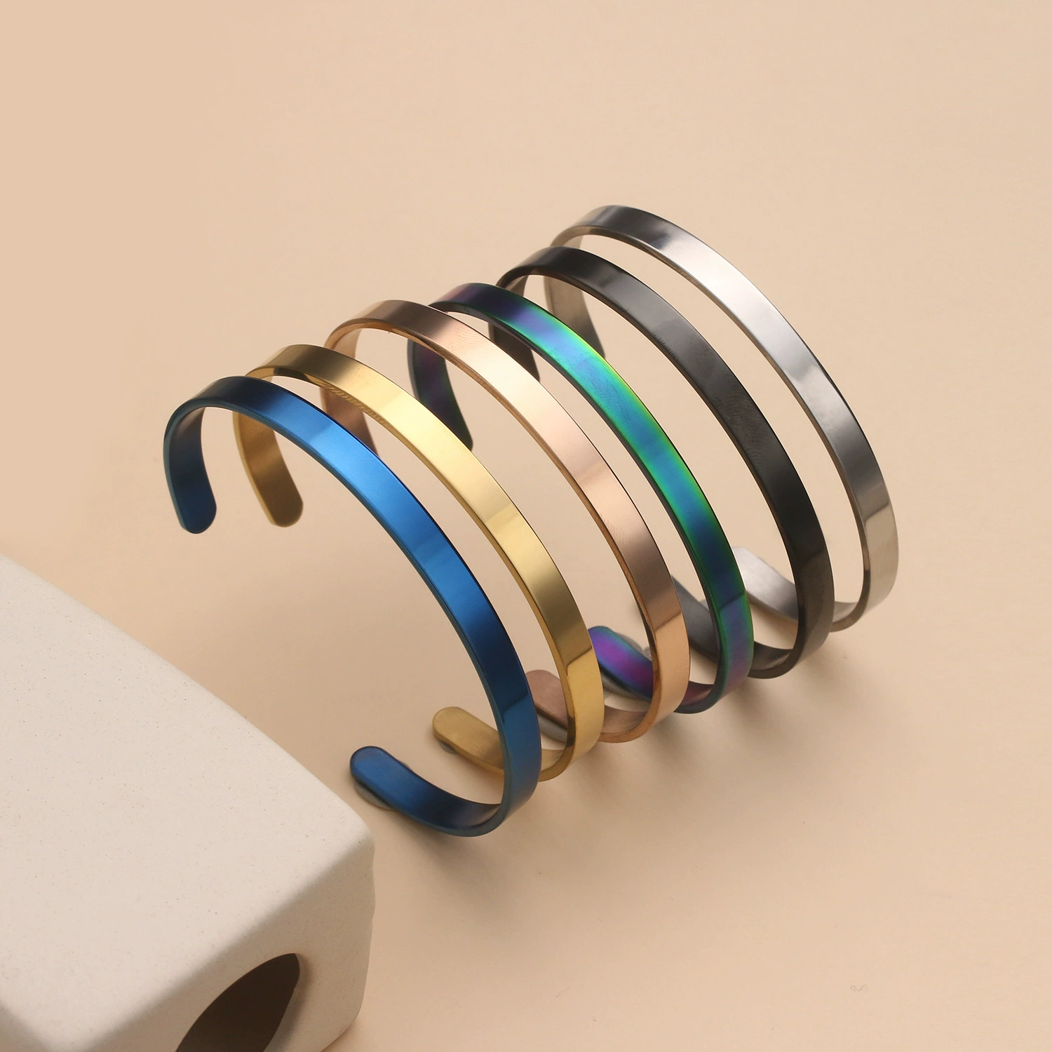 Европа и США горячие продажи открытая титановая сталь браслет глянцевая C-образный браслет DIY нержавеющая сталь не выцветает ювелирные изделия 4/6/8mm