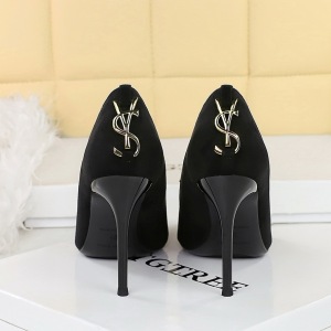 2279-2 Korean style fashionable high heels for women, pointed toe, shallow mouth, suede, fine heel, metal decoration, on