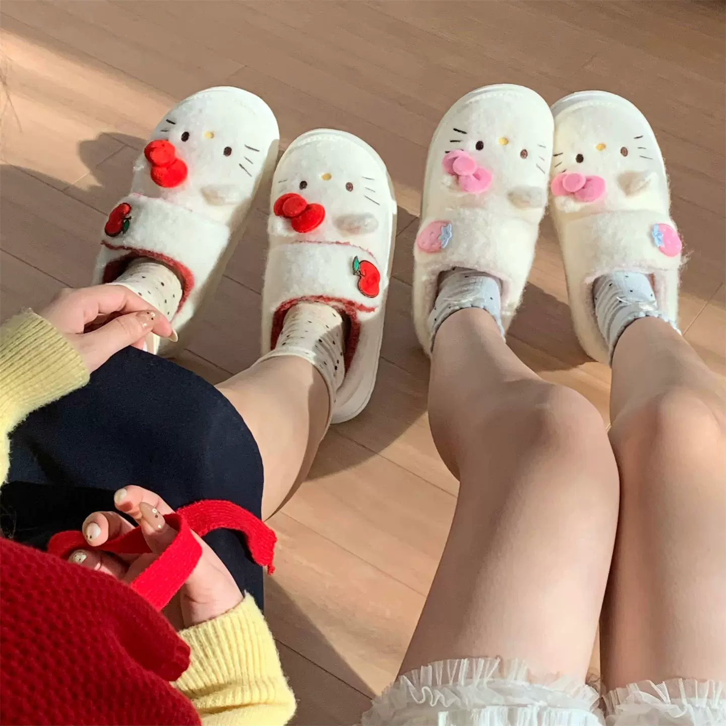 可爱魔术贴女士冬季舒适棉鞋正版HelloKitty加绒保暖新款面包鞋