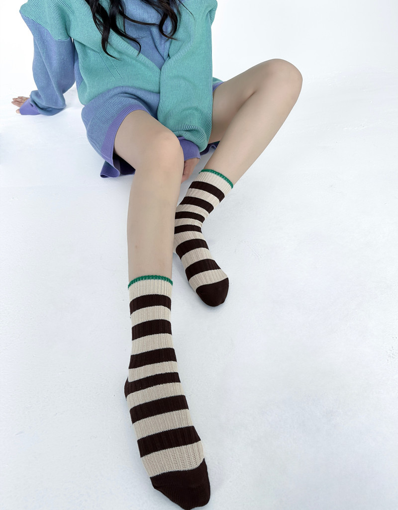 Unisexe Style Japonais Bande Coton Crew Socks Une Paire display picture 9