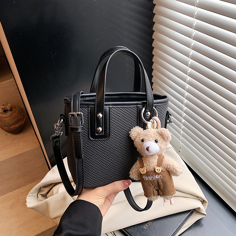 Borsa donna in tela, borsa a tracolla elegante e moderna_voghion.com