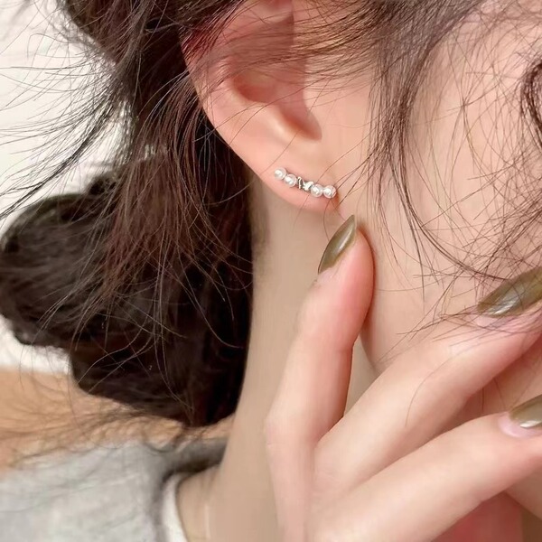 Fashionable cute elegant small sophisticated design earrings from…