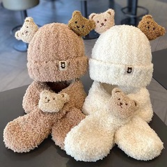 赤ちゃんの帽子秋冬のぬいぐるみのマフラー2セットの赤ちゃんの男女の子供の熊はかわいい保温で子供の帽子を厚くします。