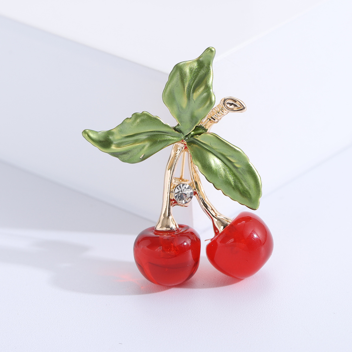 New Japanese and Korean alloy enamel rhinestone cherry fruit brooch simple fashion ladies dress corsage jewelry pin