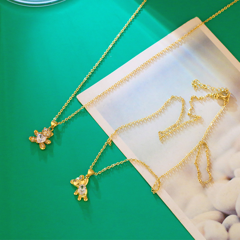 wholesale jewelry bear shape pendant copper inlaid zircon necklace nihaojewelry