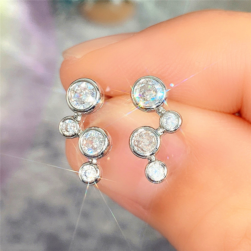 1 Pair Elegant Shiny Round Inlay Copper Zircon Ear Studs display picture 2