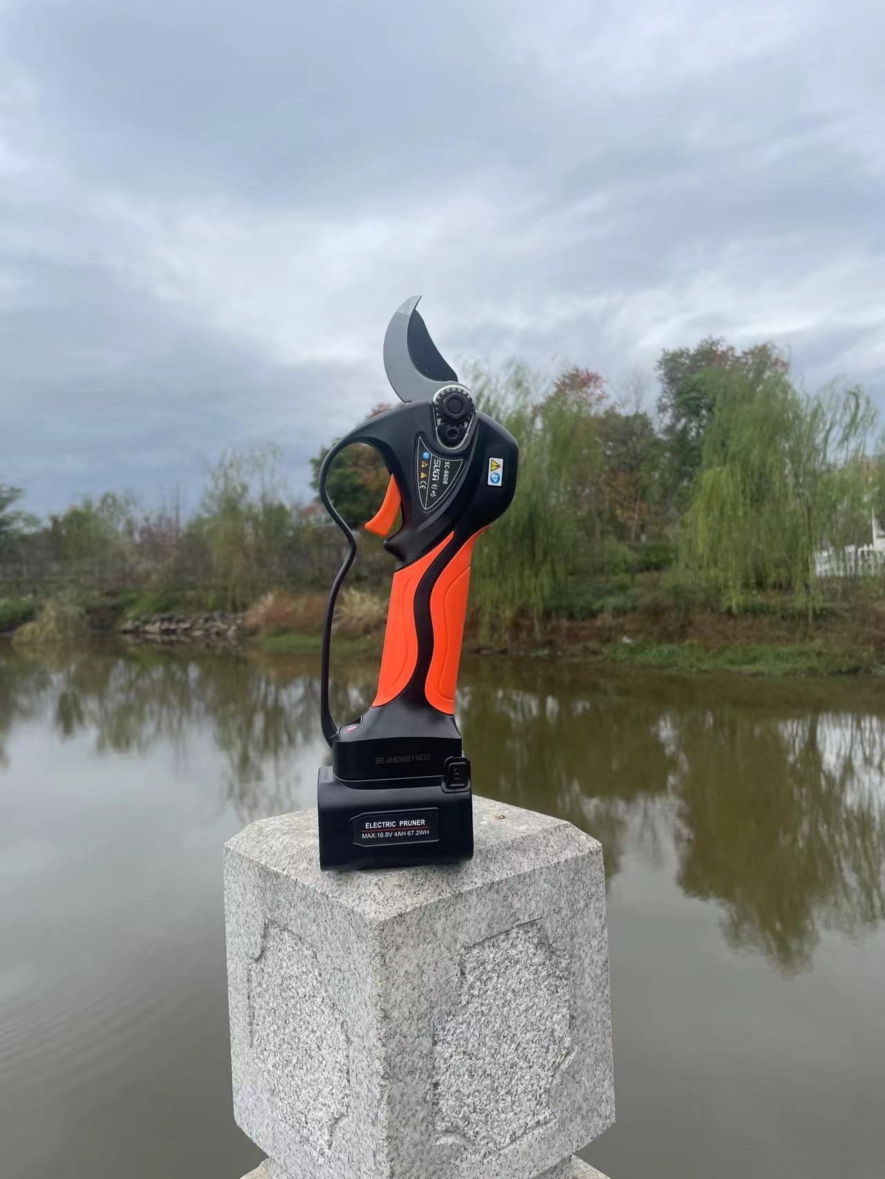 Shuchang 2,5 cm hogar tijeras de podar eléctricas tijeras de árbol frutal tijeras de jardinería Radio