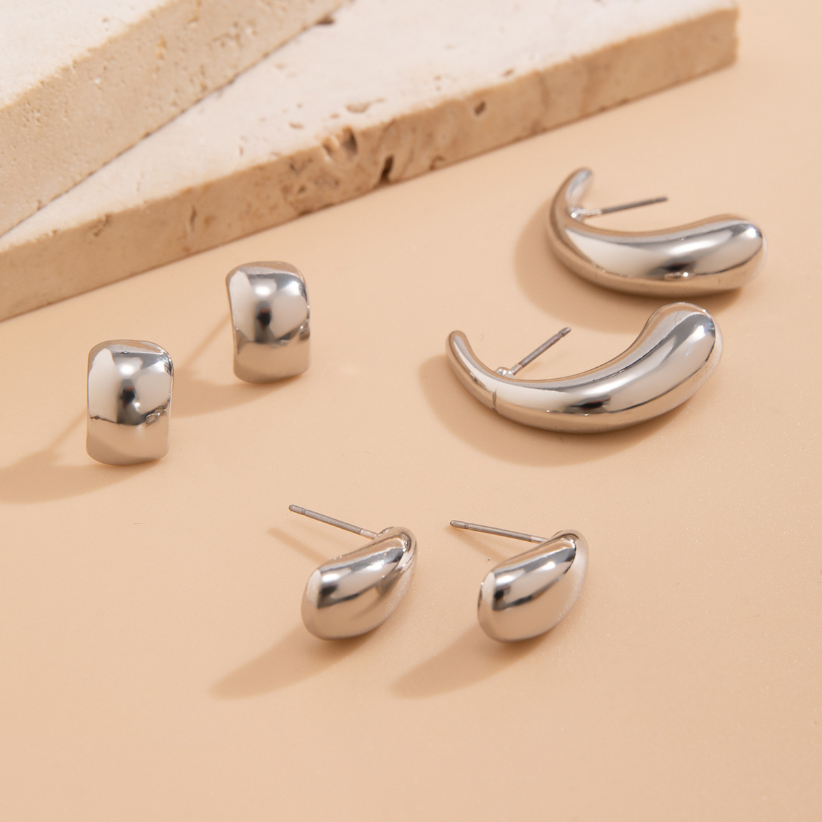 9g Weight Alloy Ear Needle Material Ear Cuffs, Ear Studs Classification 1 Set, 1 Pair Quantity Casual, Street Occasion CCB, Alloy Material Geometric Pattern All Seasons Season Women's Gender Polished Finish Plating Design Retro, Commute Style 1 Set 1 Pair Retro Commute Geometric Plating CCB Alloy Ear Cuffs Ear Studs 15