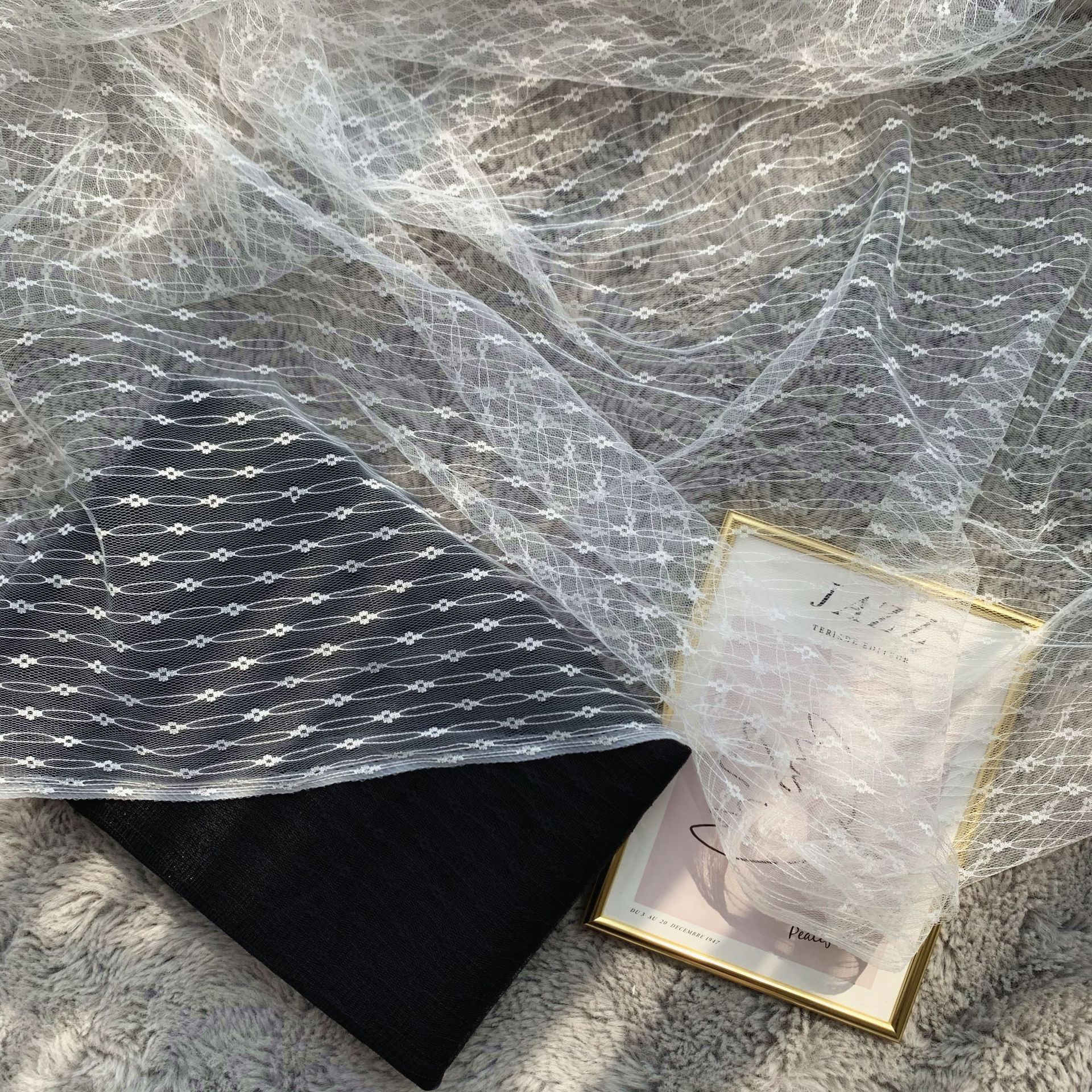 Suministro directo de fábrica de nylon no elástico malla jacquard malla vertical tira pequeña flor ropa para niños Lolita Hanfu tela en stock