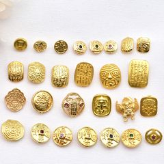 古法金五帝の貨幣は石を入れてザキラムの5本の金文の釘をつけて美甲を貼ります。