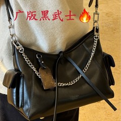 广州原厂2025新款驴家CarryAll黑武士斜挎托特包复古机车邮差女包